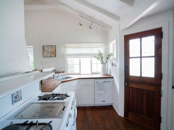 Santa Barbara 4 Bedroom Home Spectacular City & Ocean Views