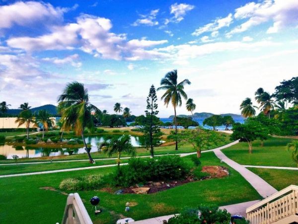 Modern Vacation Rental in St. Thomas One Bedroom Sleeps 5
