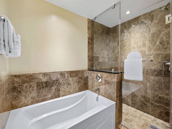 Luxury Ocean Views Kihei Vacation Three Bedroom Beach Condo