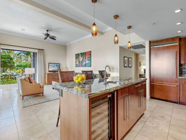 Luxury Ocean Views Kihei Vacation Three Bedroom Beach Condo