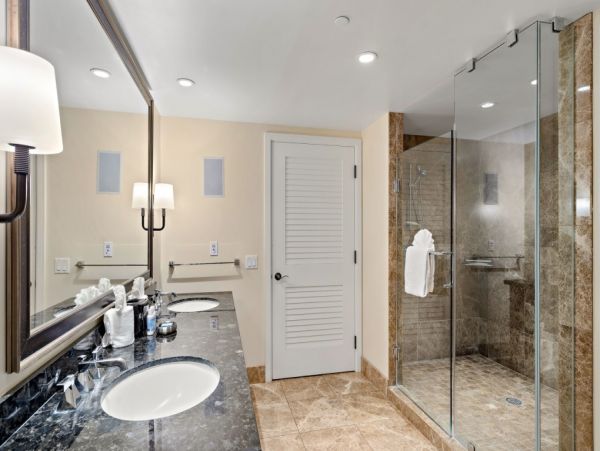 Luxury Ocean Views Kihei Vacation Three Bedroom Beach Condo