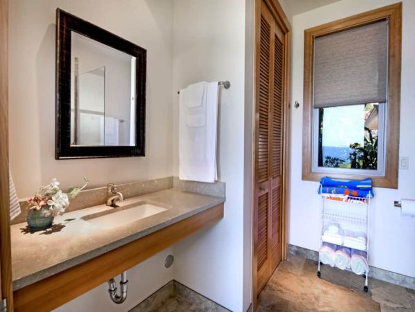 Ocean Views Waimea Vacation Home Three Bedrooms Sleeps Six