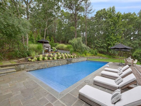 Hamptons 8 Bedroom Home with Cinema Room & Private Pool
