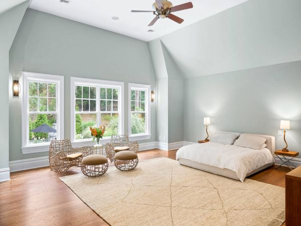 Hamptons 8 Bedroom Home with Cinema Room & Private Pool