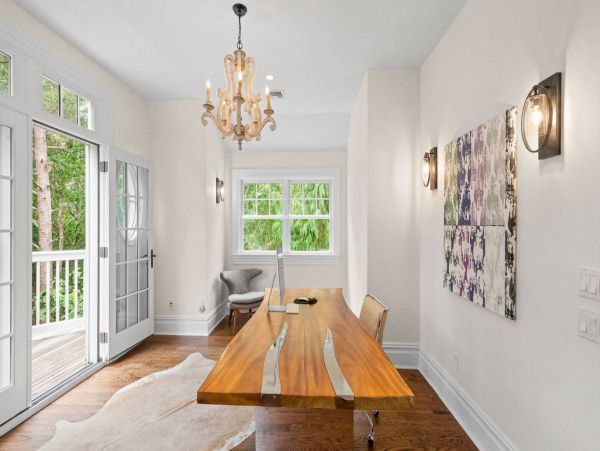 Hamptons 8 Bedroom Home with Cinema Room & Private Pool