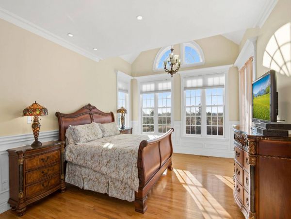 Water Mill Vacation Estate Six Bedrooms With Private Pool