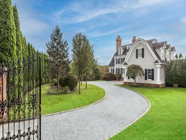 Water Mill Vacation Estate Six Bedrooms With Private Pool
