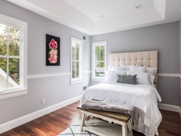 Luxury Hamptons 7 Bedroom Home with Pool & Spa Sleeps 14