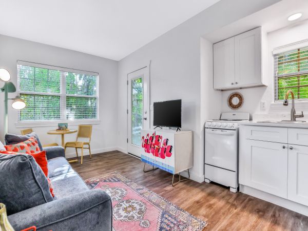 Lovely Condo Located on the Bottom Floor