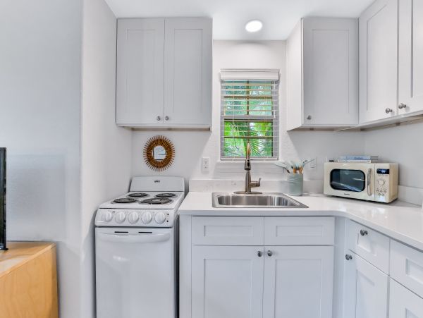 Lovely Condo Located on the Bottom Floor