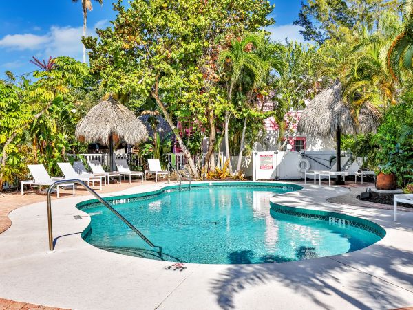 Lovely Condo Located on the Bottom Floor