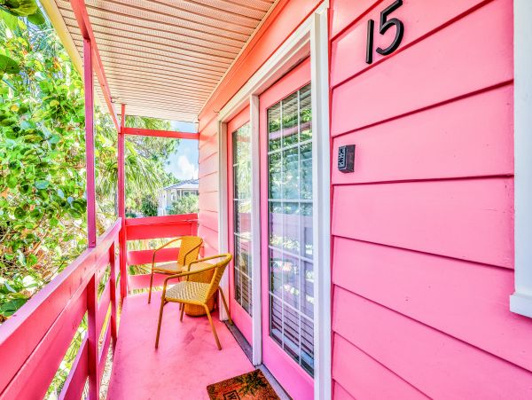 North end pet friendly resort close to Pine Ave and the Bay and Beach