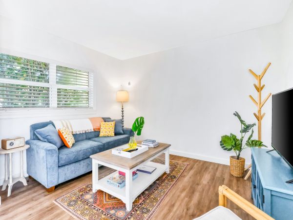 Charming Vacation Condo in Anna Maria with Community Pool