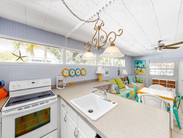 Anna Maria Island Holmes Beach Home 1007577