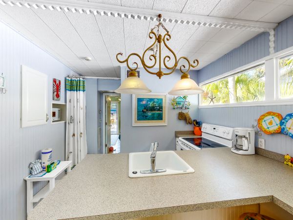 Anna Maria Island Holmes Beach Home 1007577