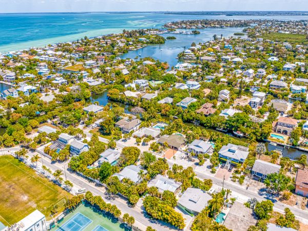Anna Maria Island Holmes Beach Home 1007577