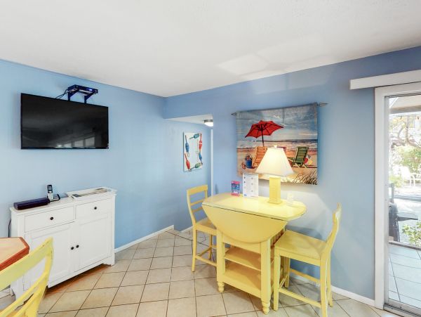 Anna Maria Island Holmes Beach Home 1007579