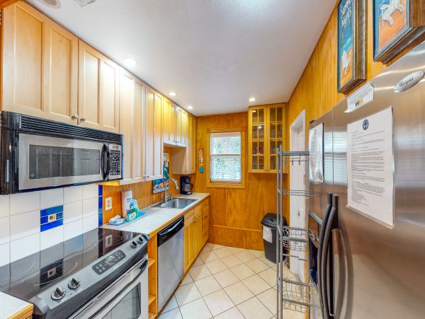 Anna Maria Island Holmes Beach Home 1007579
