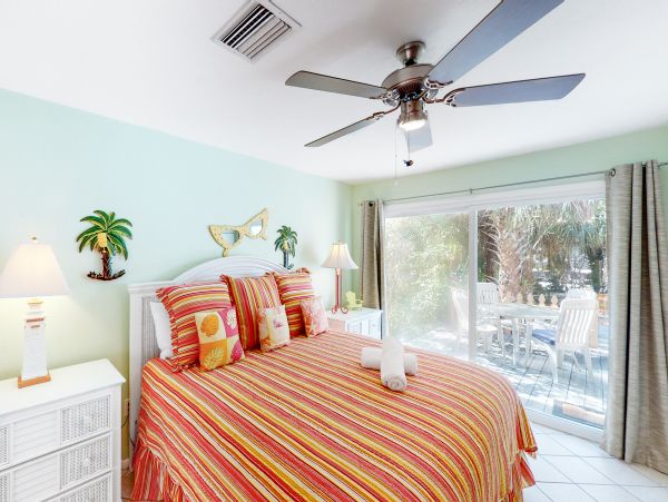 Anna Maria Island Holmes Beach Home 1007579