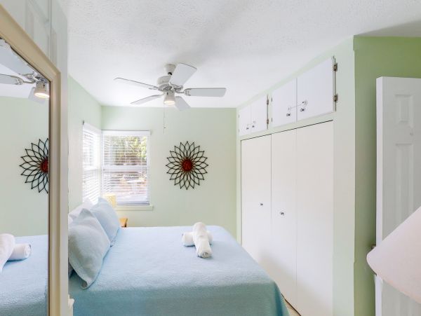 Anna Maria Island Holmes Beach Home 1007579
