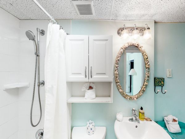 Anna Maria Island Holmes Beach Home 1007579