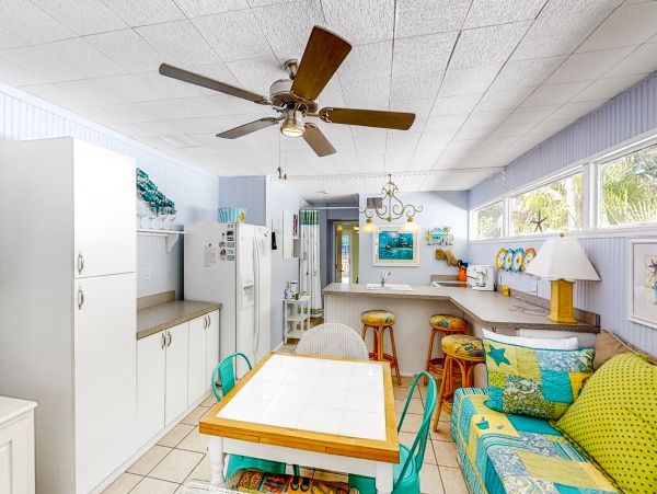 Anna Maria Island Holmes Beach Home 1007579