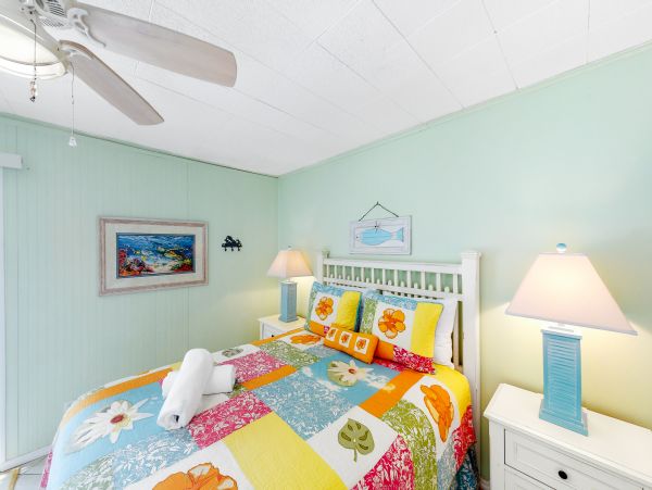 Anna Maria Island Holmes Beach Home 1007579