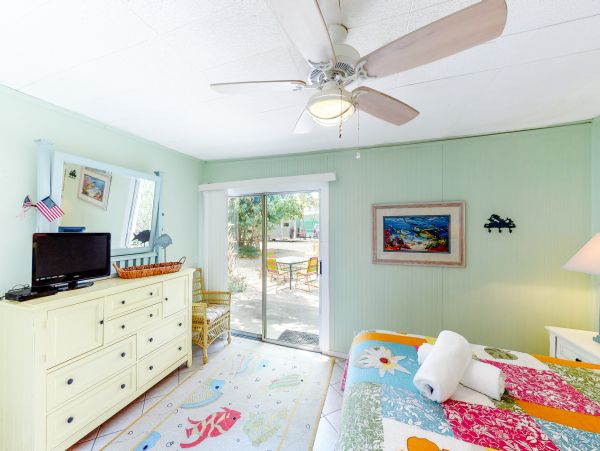 Anna Maria Island Holmes Beach Home 1007579