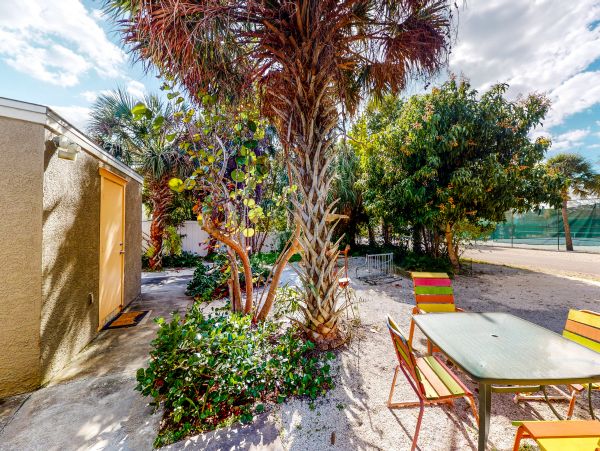 Anna Maria Island Holmes Beach Home 1007579