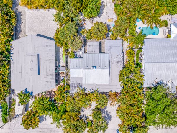 Anna Maria Island Holmes Beach Home 1007579