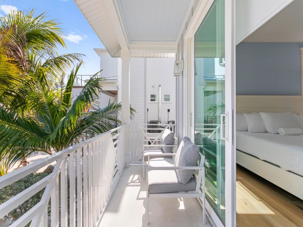 Anna Maria Island Holmes Beach Home 1007580