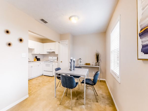 Bradenton Condo with 2 Bedrooms & Great Amenities