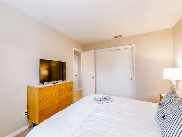 Bradenton Condo with 2 Bedrooms & Great Amenities