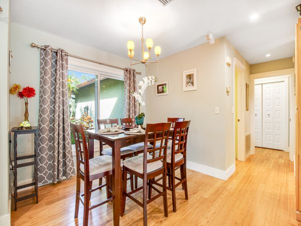 Anna Maria Island Holmes Beach Home 1007582