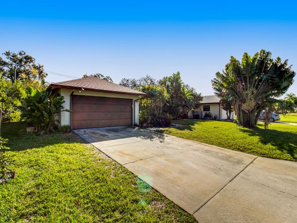 Anna Maria Island Holmes Beach Home 1007582