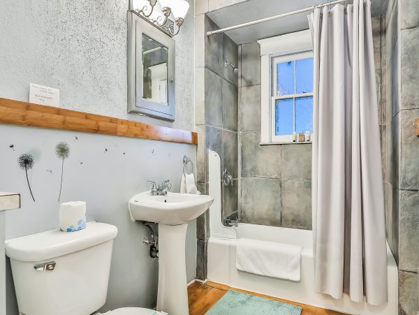 Anna Maria Island Holmes Beach Home 1007583