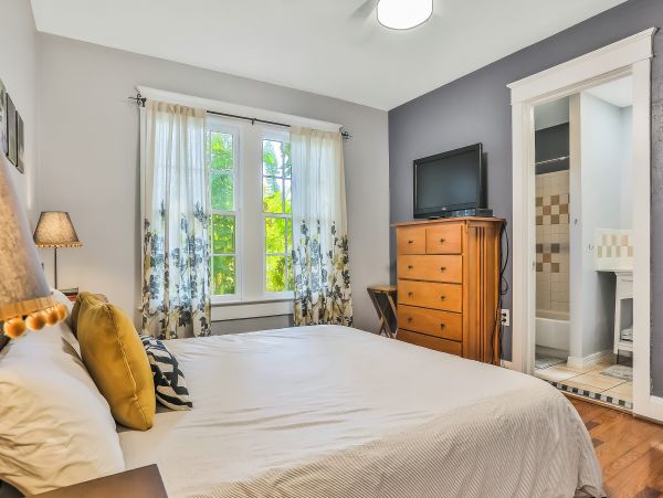 Anna Maria Island Holmes Beach Home 1007583