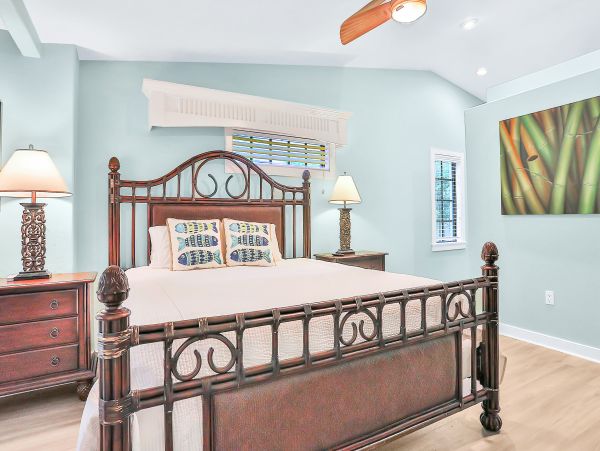 Anna Maria Island Holmes Beach Home 1007585