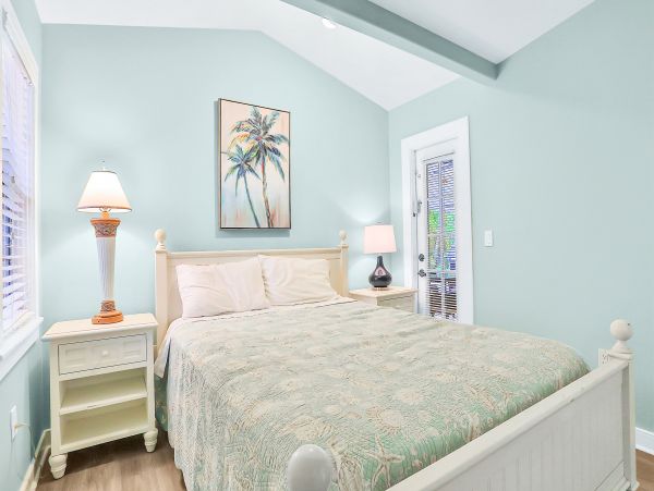Anna Maria Island Holmes Beach Home 1007585
