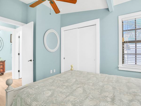 Anna Maria Island Holmes Beach Home 1007585