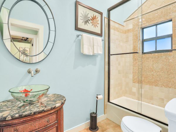 Anna Maria Island Holmes Beach Home 1007585