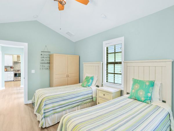 Anna Maria Island Holmes Beach Home 1007585
