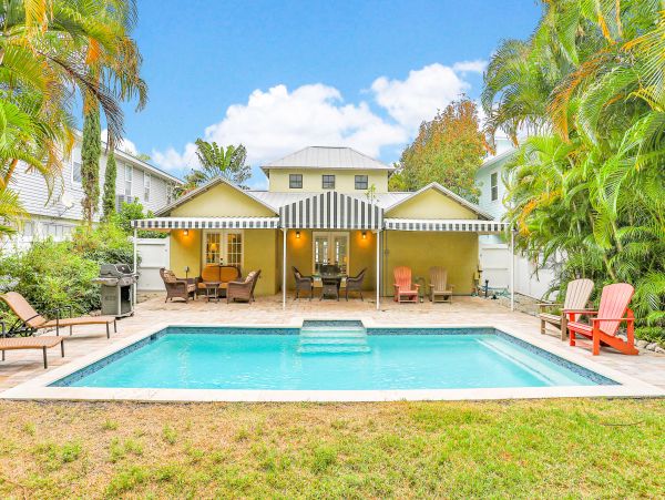 Anna Maria Island Holmes Beach Home 1007585