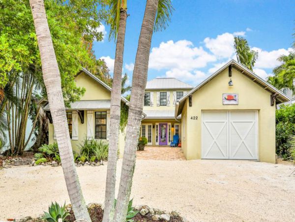 Anna Maria Island Holmes Beach Home 1007585