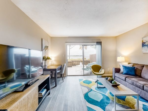Bradenton Island Two Bedroom Lovely Rental