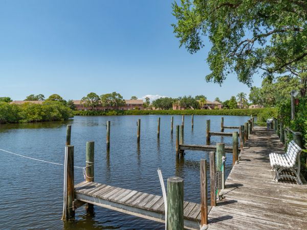 Bradenton Island Two Bedroom Lovely Rental