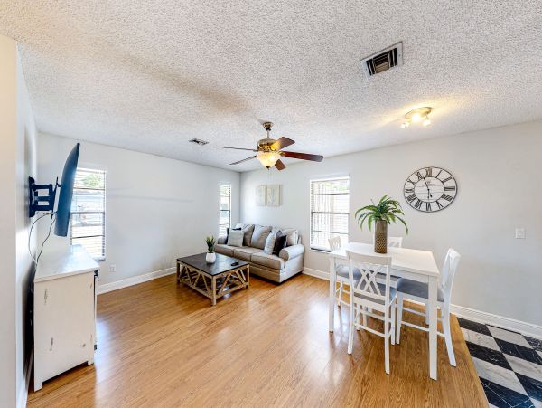 Anna Maria Island Holmes Beach Home 1007587