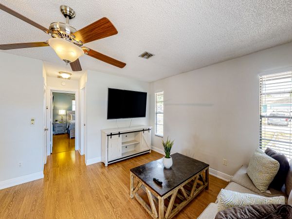 Anna Maria Island Holmes Beach Home 1007587