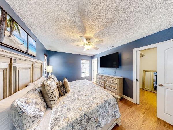 Anna Maria Island Holmes Beach Home 1007587