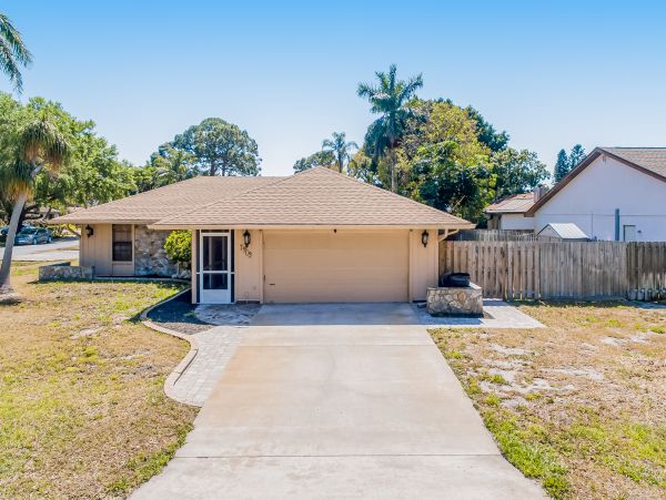 Anna Maria Island Holmes Beach Home 1007587